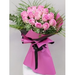 Bouquet of Flowers from 15 Imported Roses